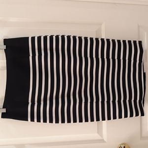 H&M Navy Blue and White Midi Length Pencil Skirt. Size 8.